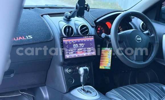 Nunua Ilio tumika Nissan Dualis Nyeusi Gari ndani ya Dar es Salaam nchini Dar es Salaam Nunua Ilio tumika Nissan Dualis Nyeusi Gari ndani ya Dar es Salaam nchini Dar es Salaam