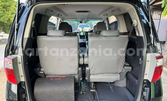 Nunua Ilio tumika Toyota Alphard Nyeusi Gari ndani ya Dar es Salaam nchini Dar es Salaam Nunua Ilio tumika Toyota Alphard Nyeusi Gari ndani ya Dar es Salaam nchini Dar es Salaam