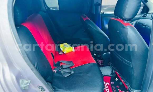 Nunua Ilio tumika Toyota Vitz Nyingine Gari ndani ya Dar es Salaam nchini Dar es Salaam Nunua Ilio tumika Toyota Vitz Nyingine Gari ndani ya Dar es Salaam nchini Dar es Salaam