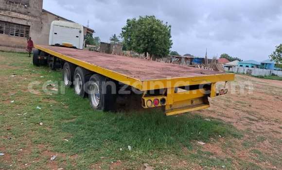 Buy Used Scania 380 White Truck in Dar es Salaam in Dar es Salaam Buy Used Scania 380 White Truck in Dar es Salaam in Dar es Salaam