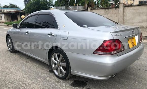Buy Used Toyota Crown Silver Car in Dar es Salaam in Dar es Salaam Buy Used Toyota Crown Silver Car in Dar es Salaam in Dar es Salaam