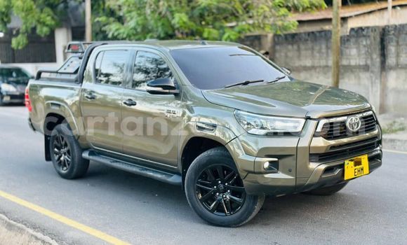 Buy Used Toyota Pickup Black Car in Dar es Salaam in Dar es Salaam