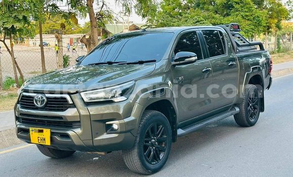 Buy Used Toyota Pickup Black Car in Dar es Salaam in Dar es Salaam Buy Used Toyota Pickup Black Car in Dar es Salaam in Dar es Salaam