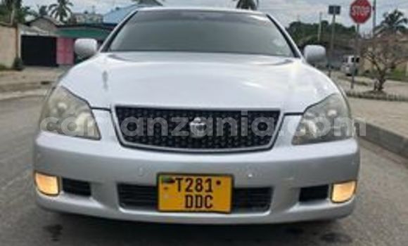 Buy Used Toyota Crown Silver Car in Dar es Salaam in Dar es Salaam Buy Used Toyota Crown Silver Car in Dar es Salaam in Dar es Salaam