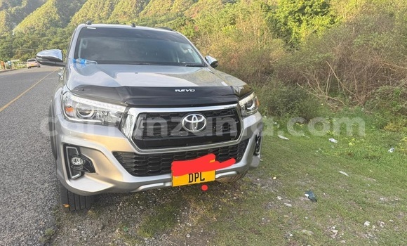 Buy Used Toyota Pickup Silver Car in Dar es Salaam in Dar es Salaam Buy Used Toyota Pickup Silver Car in Dar es Salaam in Dar es Salaam