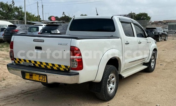 Buy Used Toyota Pickup White Car in Dar es Salaam in Dar es Salaam Buy Used Toyota Pickup White Car in Dar es Salaam in Dar es Salaam