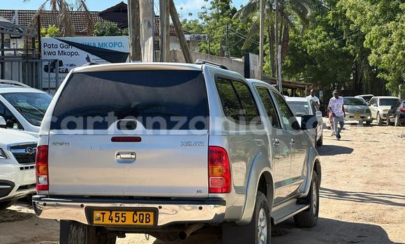 Buy Used Toyota Hilux Silver Car in Dar es Salaam in Dar es Salaam Buy Used Toyota Hilux Silver Car in Dar es Salaam in Dar es Salaam