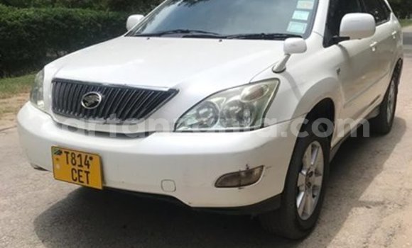 Buy Used Toyota Harrier White Car in Dar es Salaam in Dar es Salaam Buy Used Toyota Harrier White Car in Dar es Salaam in Dar es Salaam