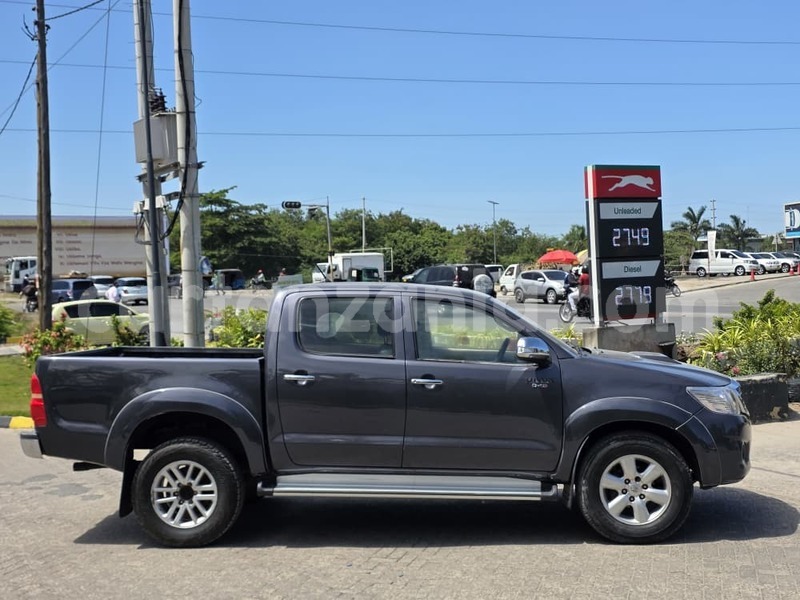 Big with watermark toyota hilux dar es salaam dar es salaam 31279