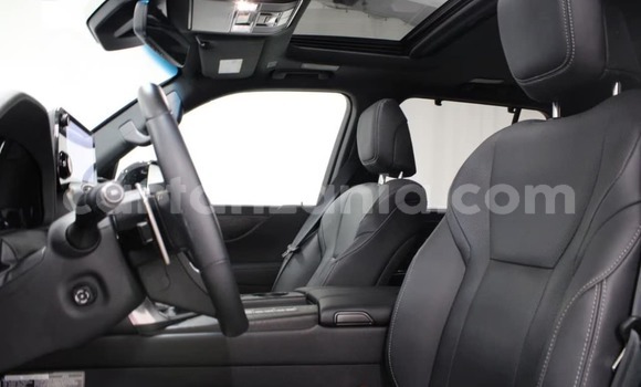 Nunua Ilio tumika Lexus LX Nyeupe Gari ndani ya Chato nchini Geita Nunua Ilio tumika Lexus LX Nyeupe Gari ndani ya Chato nchini Geita