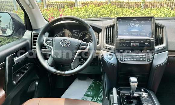 Nunua Ilio tumika Toyota Land Cruiser Nyeupe Gari ndani ya Bukene nchini Tabora Nunua Ilio tumika Toyota Land Cruiser Nyeupe Gari ndani ya Bukene nchini Tabora