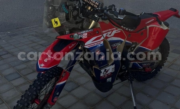 Buy Used Honda CRF Red Bike in Arusha in Arusha Buy Used Honda CRF Red Bike in Arusha in Arusha