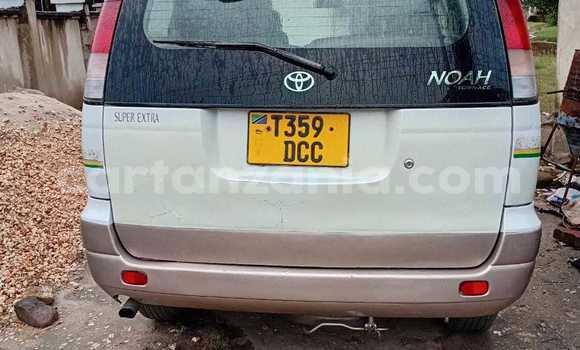 Buy Used Toyota Noah White Car in Dar es Salaam in Dar es Salaam Buy Used Toyota Noah White Car in Dar es Salaam in Dar es Salaam
