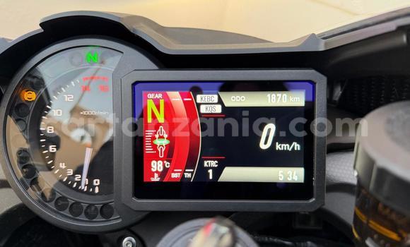 Nunua Ilio tumika Kawasaki H Nyeusi Bike ndani ya Arusha nchini Arusha Nunua Ilio tumika Kawasaki H Nyeusi Bike ndani ya Arusha nchini Arusha
