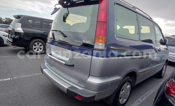 Nunua Imported Toyota Town Ace Bluu Gari ndani ya Dar es Salaam nchini Dar es Salaam Nunua Imported Toyota Town Ace Bluu Gari ndani ya Dar es Salaam nchini Dar es Salaam