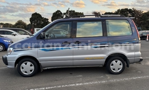 Nunua Imported Toyota Town Ace Bluu Gari ndani ya Dar es Salaam nchini Dar es Salaam Nunua Imported Toyota Town Ace Bluu Gari ndani ya Dar es Salaam nchini Dar es Salaam