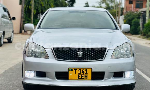 Buy Used Toyota Crown Silver Car in Dar es Salaam in Dar es Salaam