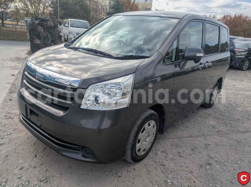 Big with watermark toyota noah dar es salaam dar es salaam 31310