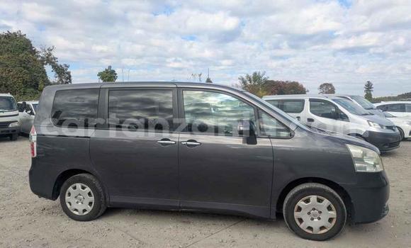 Nunua Imported Toyota Noah Nyingine Gari ndani ya Dar es Salaam nchini Dar es Salaam Nunua Imported Toyota Noah Nyingine Gari ndani ya Dar es Salaam nchini Dar es Salaam