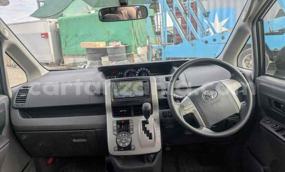 Nunua Imported Toyota Noah Nyingine Gari ndani ya Dar es Salaam nchini Dar es Salaam Nunua Imported Toyota Noah Nyingine Gari ndani ya Dar es Salaam nchini Dar es Salaam