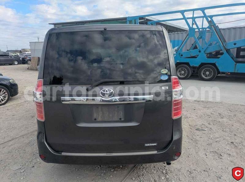 Big with watermark toyota noah dar es salaam dar es salaam 31310