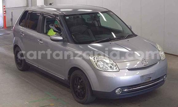 Nunua Imported Mazda Verisa Fedha Gari ndani ya Dar es Salaam nchini Dar es Salaam