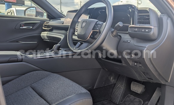 Buy Import Toyota Crown Brown Car in Dar es Salaam in Dar es Salaam Buy Import Toyota Crown Brown Car in Dar es Salaam in Dar es Salaam