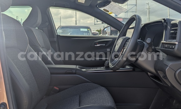 Buy Import Toyota Crown Brown Car in Dar es Salaam in Dar es Salaam Buy Import Toyota Crown Brown Car in Dar es Salaam in Dar es Salaam