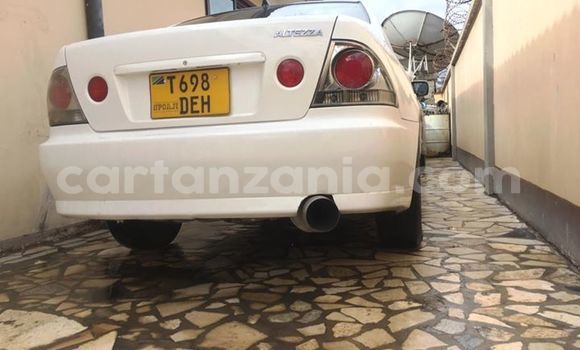 Buy Used Toyota Altezza White Car in Dar es Salaam in Dar es Salaam Buy Used Toyota Altezza White Car in Dar es Salaam in Dar es Salaam