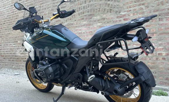 Nunua Ilio tumika Yamaha BWs Nyingine Bike ndani ya Vijijini vya Babati nchini Manyara Nunua Ilio tumika Yamaha BWs Nyingine Bike ndani ya Vijijini vya Babati nchini Manyara