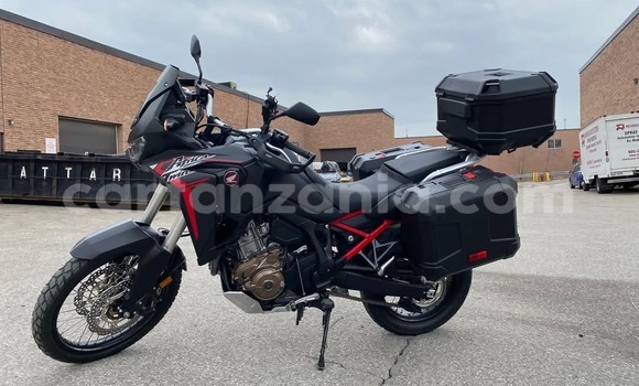 Nunua Ilio tumika Honda ACE CB 125 Nyeusi Bike ndani ya Iramba nchini Singida Nunua Ilio tumika Honda ACE CB 125 Nyeusi Bike ndani ya Iramba nchini Singida