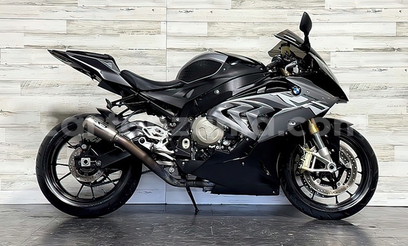 Nunua Ilio tumika BMW S 1000 Nyeusi Bike ndani ya Wanging'ombe nchini Njombe Nunua Ilio tumika BMW S 1000 Nyeusi Bike ndani ya Wanging'ombe nchini Njombe