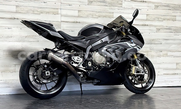 Nunua Ilio tumika BMW S 1000 Nyeusi Bike ndani ya Wanging'ombe nchini Njombe Nunua Ilio tumika BMW S 1000 Nyeusi Bike ndani ya Wanging'ombe nchini Njombe