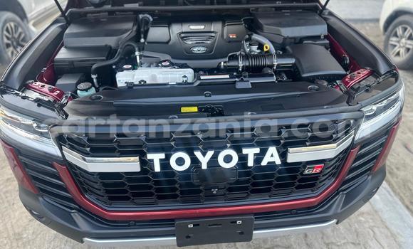Buy Import Toyota Land Cruiser Other Car in Dar es Salaam in Dar es Salaam Buy Import Toyota Land Cruiser Other Car in Dar es Salaam in Dar es Salaam