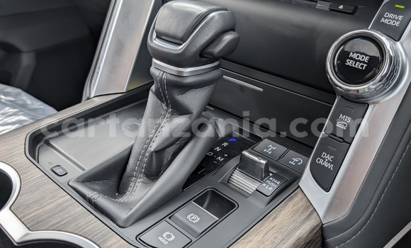 Buy Import Toyota Land Cruiser Black Car in Dar es Salaam in Dar es Salaam Buy Import Toyota Land Cruiser Black Car in Dar es Salaam in Dar es Salaam