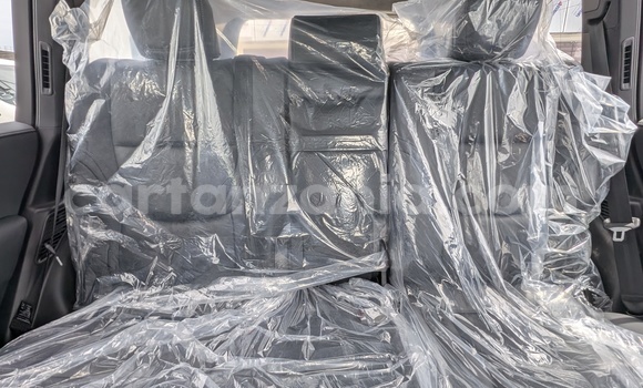 Buy Import Toyota Land Cruiser Black Car in Dar es Salaam in Dar es Salaam Buy Import Toyota Land Cruiser Black Car in Dar es Salaam in Dar es Salaam