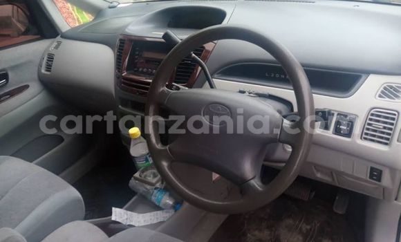 Buy Used Toyota Nadia Silver Car in Dar es Salaam in Dar es Salaam Buy Used Toyota Nadia Silver Car in Dar es Salaam in Dar es Salaam