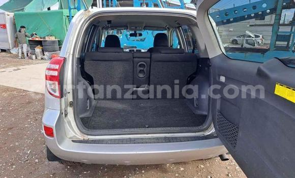 Nunua Ilio tumika Toyota RAV4 Fedha Gari ndani ya Dar es Salaam nchini Dar es Salaam Nunua Ilio tumika Toyota RAV4 Fedha Gari ndani ya Dar es Salaam nchini Dar es Salaam