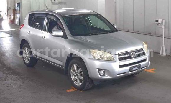 Nunua Ilio tumika Toyota RAV4 Fedha Gari ndani ya Dar es Salaam nchini Dar es Salaam Nunua Ilio tumika Toyota RAV4 Fedha Gari ndani ya Dar es Salaam nchini Dar es Salaam