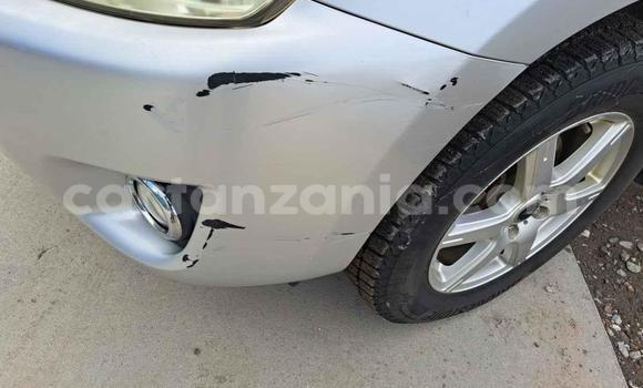 Nunua Ilio tumika Toyota RAV4 Fedha Gari ndani ya Dar es Salaam nchini Dar es Salaam Nunua Ilio tumika Toyota RAV4 Fedha Gari ndani ya Dar es Salaam nchini Dar es Salaam