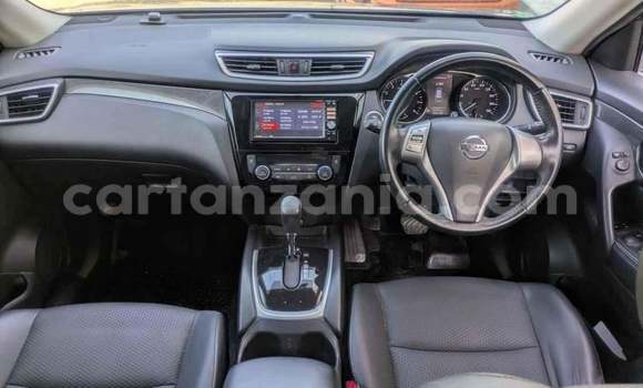Nunua Imported Nissan X–Trail Nyeusi Gari ndani ya Dar es Salaam nchini Dar es Salaam Nunua Imported Nissan X–Trail Nyeusi Gari ndani ya Dar es Salaam nchini Dar es Salaam