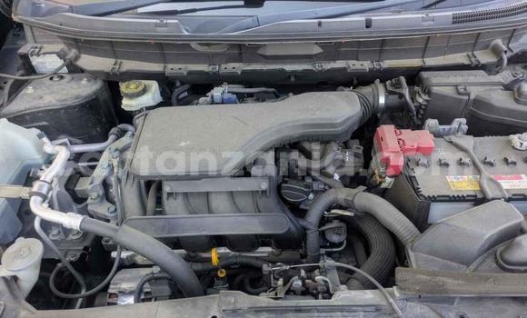 Nunua Imported Nissan X–Trail Nyeusi Gari ndani ya Dar es Salaam nchini Dar es Salaam Nunua Imported Nissan X–Trail Nyeusi Gari ndani ya Dar es Salaam nchini Dar es Salaam