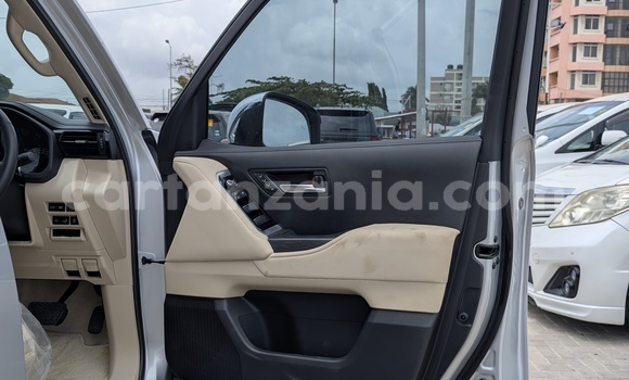 Buy Import Toyota Land Cruiser Silver Car in Dar es Salaam in Dar es Salaam Buy Import Toyota Land Cruiser Silver Car in Dar es Salaam in Dar es Salaam