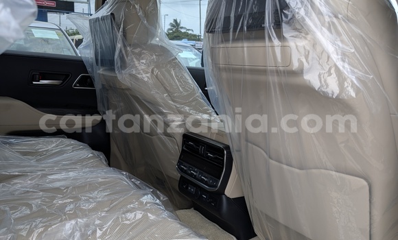 Buy Import Toyota Land Cruiser Silver Car in Dar es Salaam in Dar es Salaam Buy Import Toyota Land Cruiser Silver Car in Dar es Salaam in Dar es Salaam