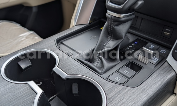 Buy Import Toyota Land Cruiser Silver Car in Dar es Salaam in Dar es Salaam Buy Import Toyota Land Cruiser Silver Car in Dar es Salaam in Dar es Salaam