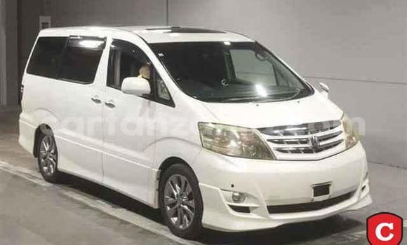 Nunua Imported Toyota Alphard Nyeupe Gari ndani ya Dar es Salaam nchini Dar es Salaam