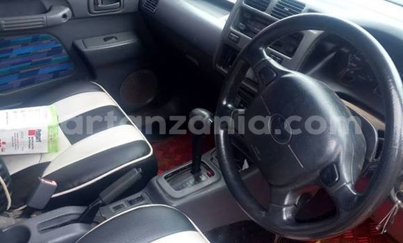 Buy Used Toyota RAV4 White Car in Dar es Salaam in Dar es Salaam Buy Used Toyota RAV4 White Car in Dar es Salaam in Dar es Salaam