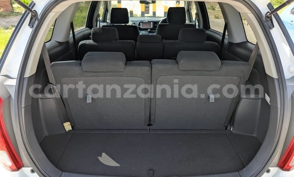 Nunua Imported Toyota Wish Nyeupe Gari ndani ya Dar es Salaam nchini Dar es Salaam Nunua Imported Toyota Wish Nyeupe Gari ndani ya Dar es Salaam nchini Dar es Salaam