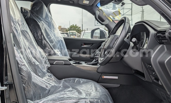 Buy Import Toyota Land Cruiser Black Car in Dar es Salaam in Dar es Salaam Buy Import Toyota Land Cruiser Black Car in Dar es Salaam in Dar es Salaam