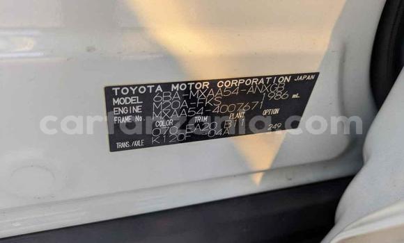 Nunua Imported Toyota RAV4 Nyeupe Gari ndani ya Dar es Salaam nchini Dar es Salaam Nunua Imported Toyota RAV4 Nyeupe Gari ndani ya Dar es Salaam nchini Dar es Salaam